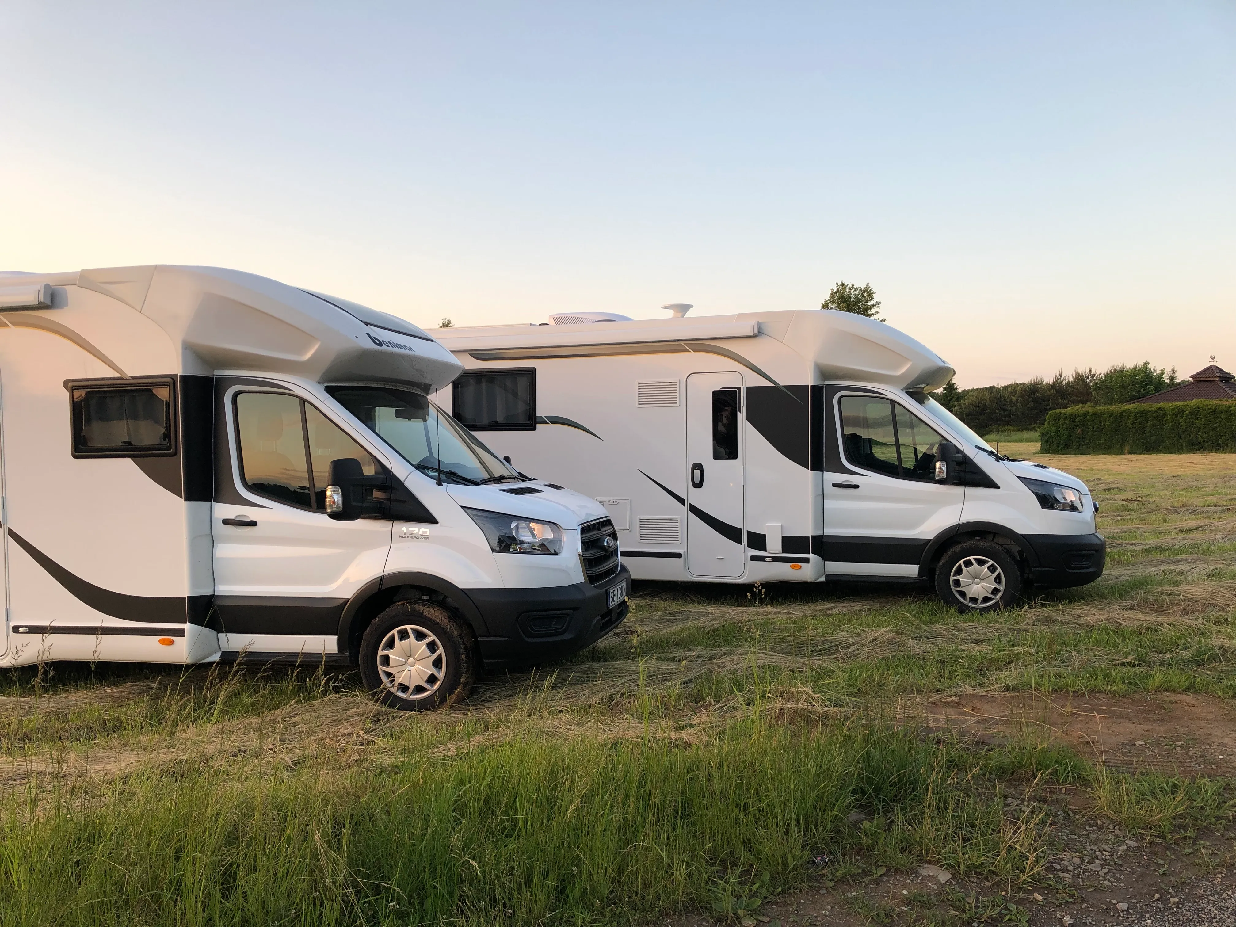 Benimar Tessoro 463UP i 495UP – flota suncamper.pl